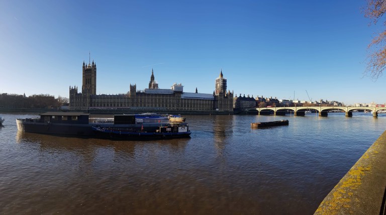 887764D4-EFF7-448F-B57B-03216C627D99