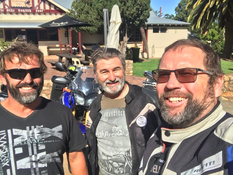 3866C565-C27F-4187-B71F-A887DD67F4B6