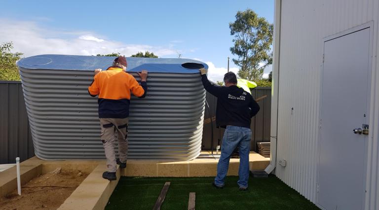 20C90040-E886-4AF2-B95B-3BE79D05C176