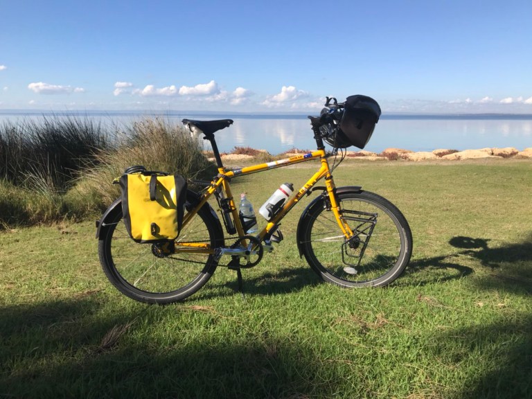 D846F329-D2BE-4DB4-AD13-5070FB8F4D9C