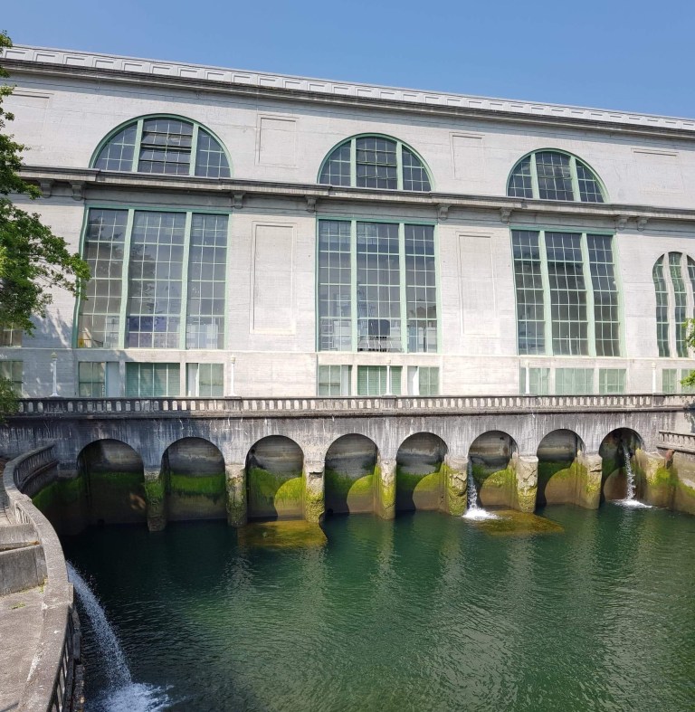 2AB812B2-06FA-4B5B-8168-FF1DF67E079C