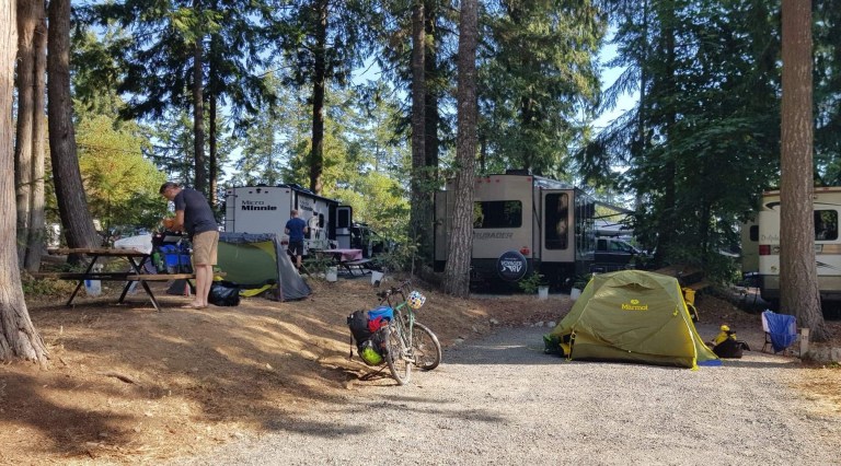 813D46D4-4345-4660-A3BD-3D2D4080AAE2