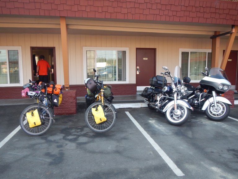 829D682B-B8F0-445E-BF82-69427077C15F