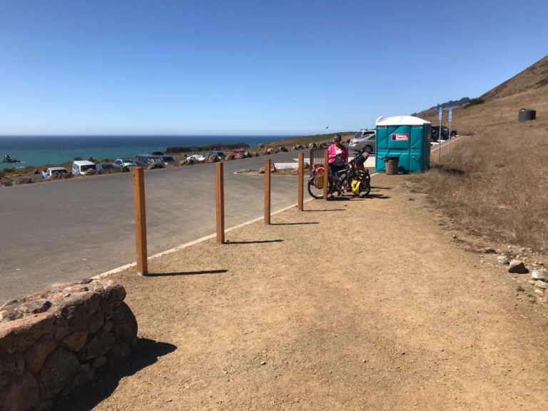 C128F828-6660-4AB8-80DE-FA5441F056B5