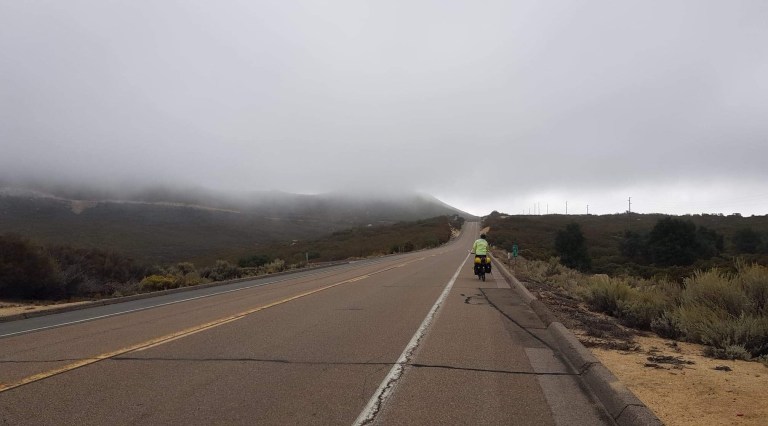 1B17E820-1B3E-499B-B4C8-5B3F5543641A