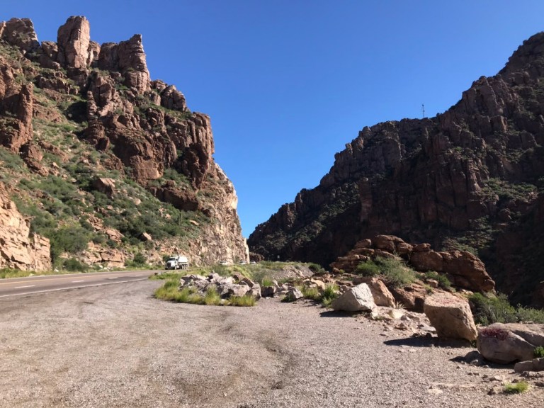 8C849E55-3AEF-4D5F-A092-F621946C43DE