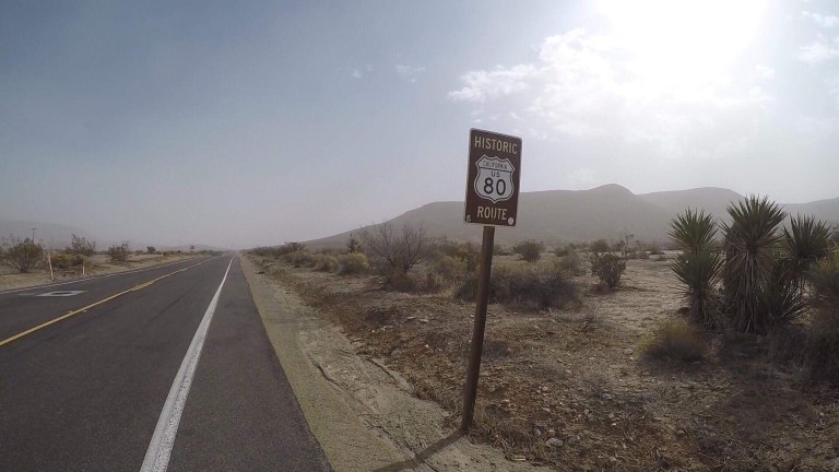 CABE4F23-24BD-439C-BCA0-439172020D6C