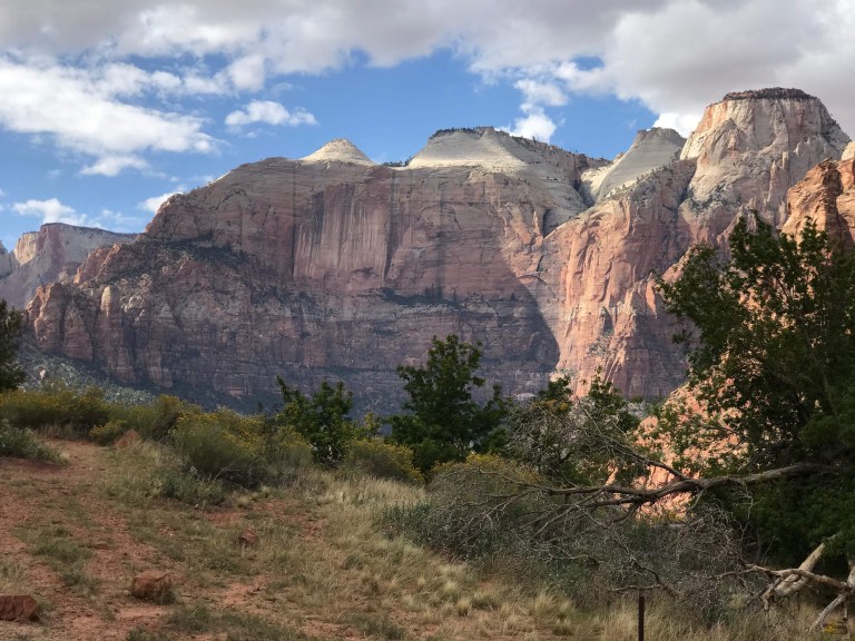 F5EAAE2A-1F9D-403E-B95F-B2586ABE682A