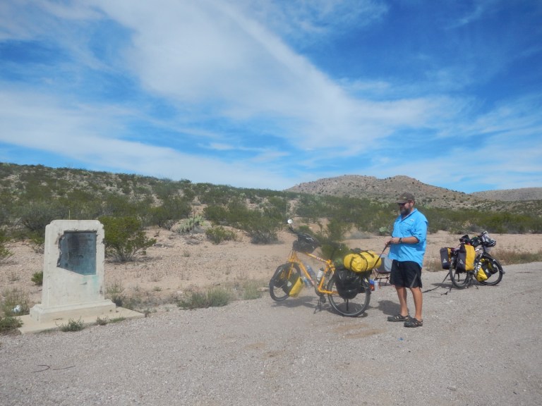 C03462CF-5E37-4E4B-A847-F78F14B5B621