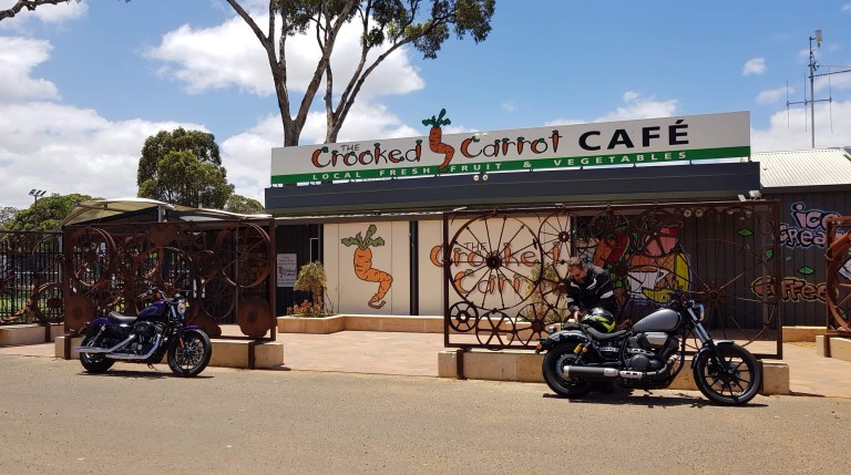 e7d7c514-981b-4e59-ad6b-63d2da21a251