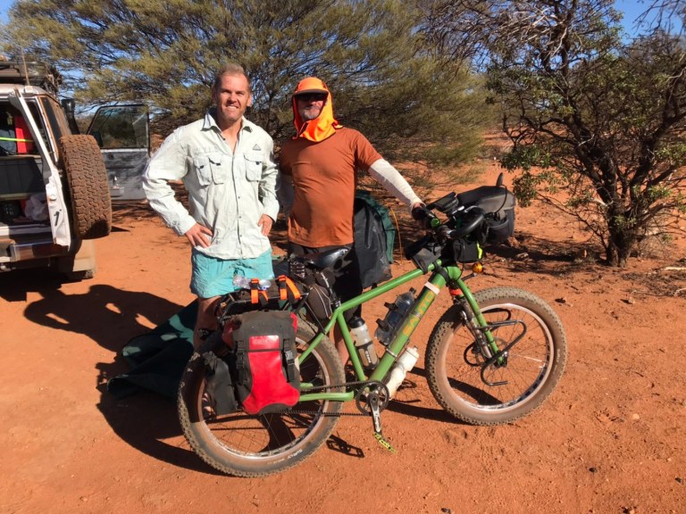 75F8A084-94E9-4D7F-BAD7-8C45E9B5BFF3