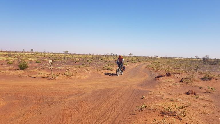 9720E776-81B4-42DA-AC79-2BDC136C41C0