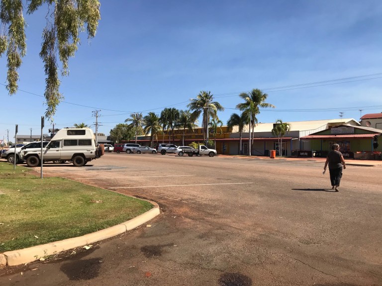 B96FAAFD-03B9-4C4C-AA55-C8EEE46CC96A